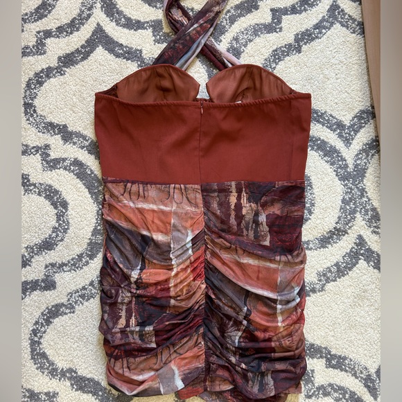 FREE w/ PURCHASE NWT PrettyLittleThing Brown Printed Halterneck Corset Dress - Picture 6 of 8